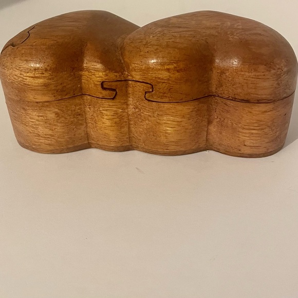 Double Heart Carved Wooden Puzzle Trinket Box Secret Compartment - Picture 2 of 8